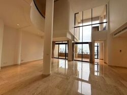 The Colonnade (D10), Condominium #538215131